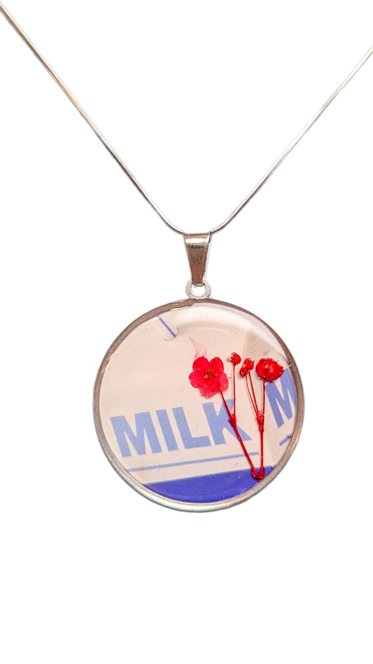 Collier Milk