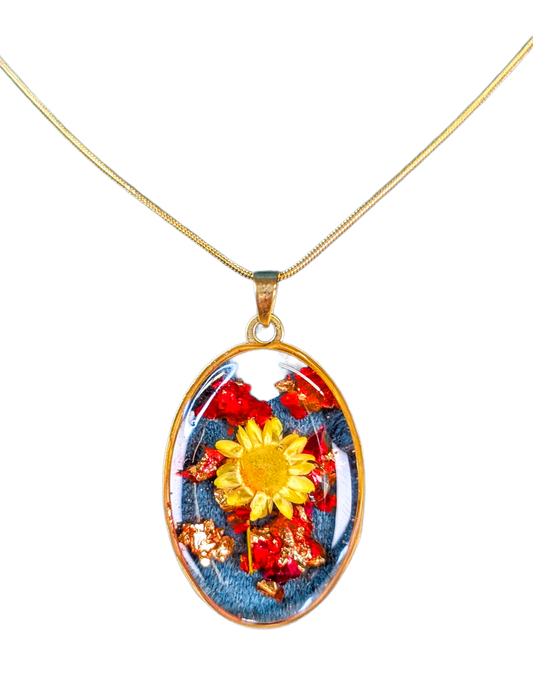 Collier Jessica Smith au-dessus de la coline